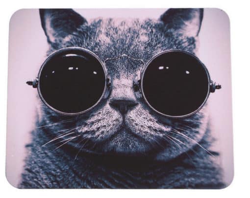 tapis de souris motif chat à lunettes noires